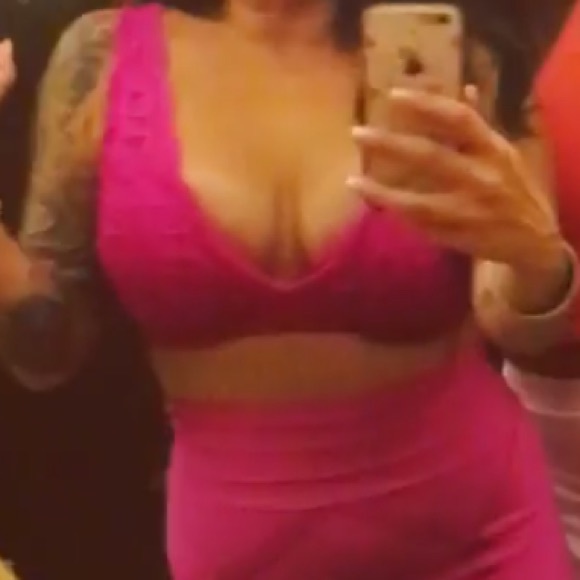 Bra/crop  top - Picture 1 of 5